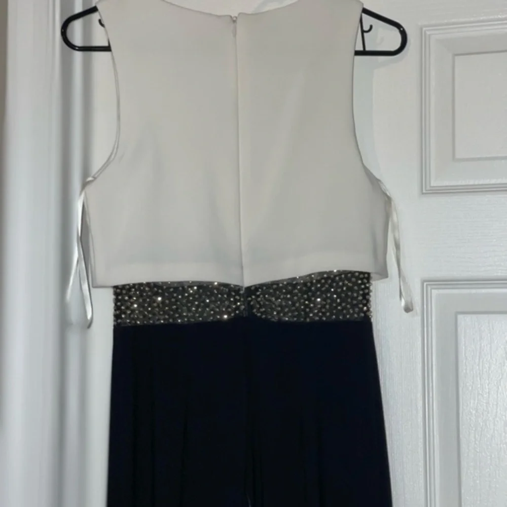 Cache Evening Dress - Picture 2 of 9